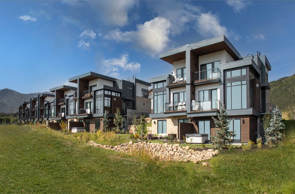 Viridian Townhomes - architectural design by Elliott Workgroup
