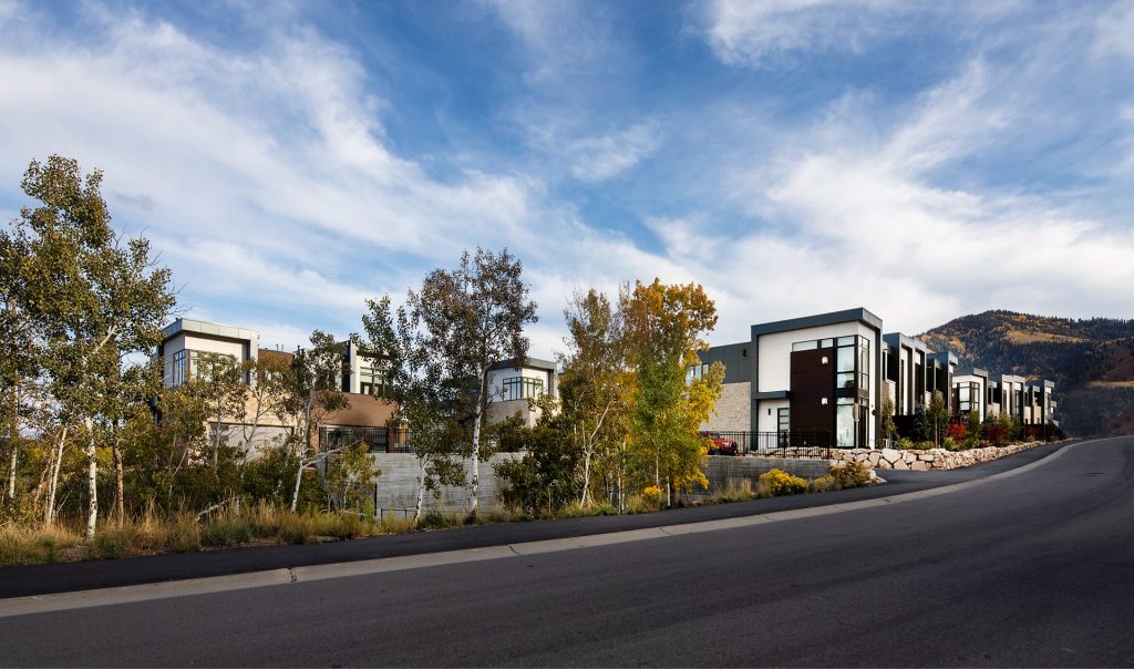 Viridian Townhomes - architectural design by Elliott Workgroup