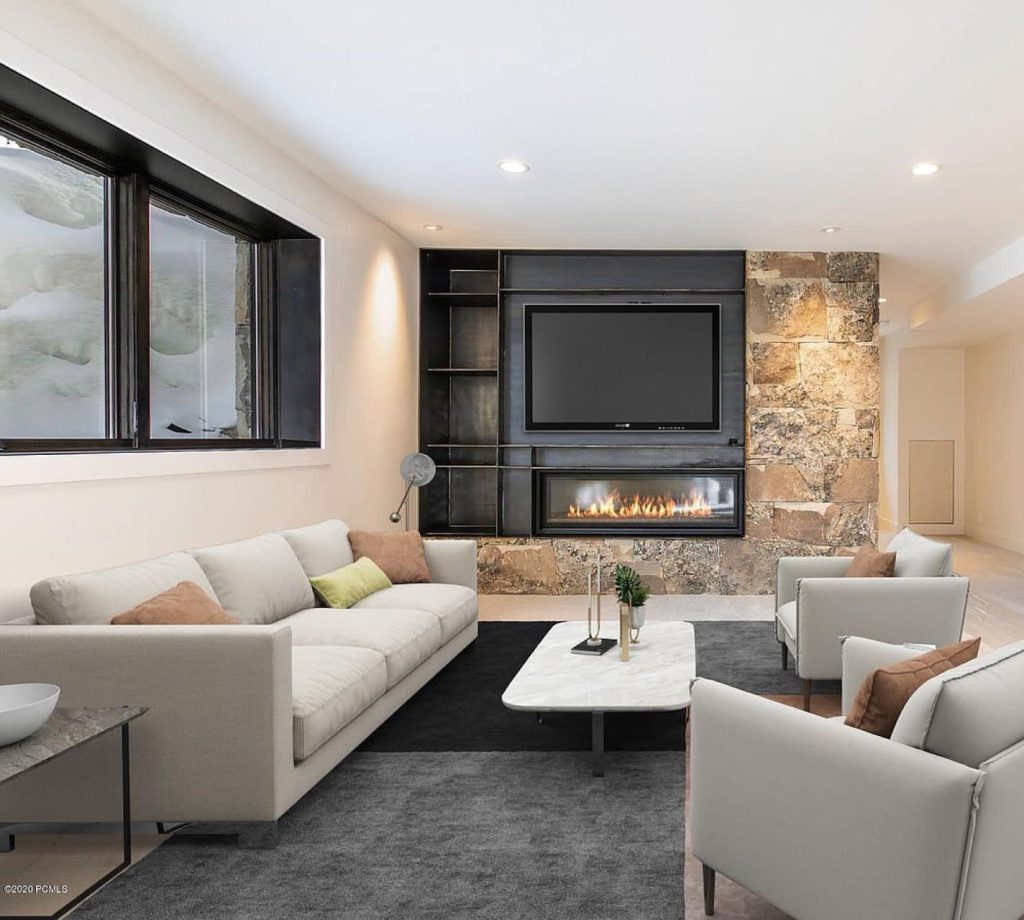 79 Thaynes living room - architectural design by Elliott Workgroup