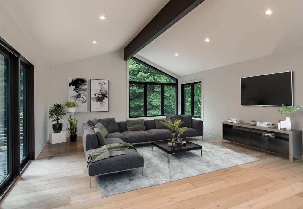 79 Thaynes living room - architectural design by Elliott Workgroup