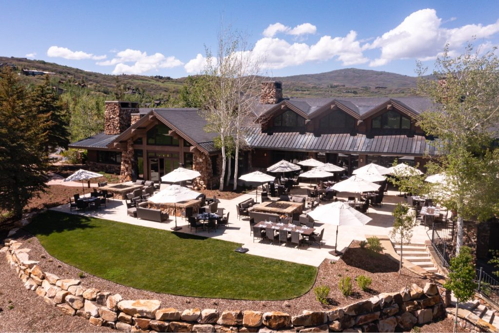 Glenwild patio - architectural design by Elliott Workgroup